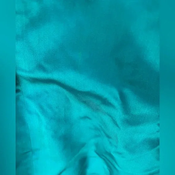 Vintage Dynasty Silk green maxi long skirt - Picture 2 of 5